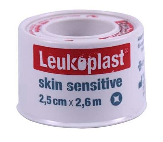 LEUKOPLAST SKIN SENSITIVE CEROTTO SU ROCCHETTO CON MASSA ADESIVA IN SILICONE M2,6 X 2,5CM 1 PEZZO - farmasconti.eu